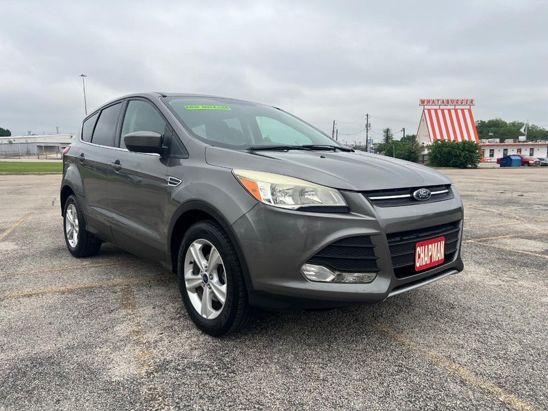 Ford Escape Vehicle Full-screen Gallery Image 04