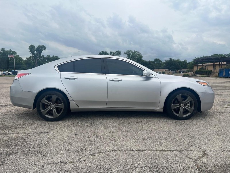 Acura TL Vehicle Full-screen Gallery Image 5