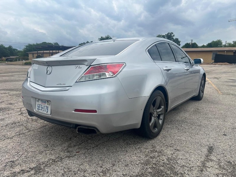 Acura TL Vehicle Full-screen Gallery Image 6