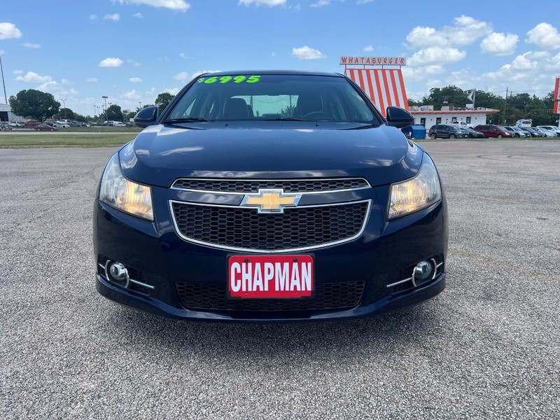 Chevrolet Cruze Vehicle Full-screen Gallery Image 03