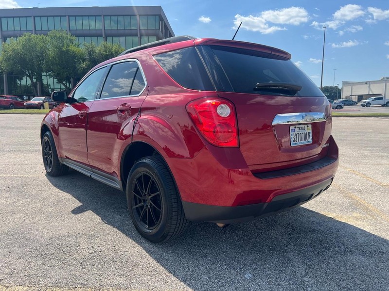 Chevrolet Equinox Vehicle Full-screen Gallery Image 7