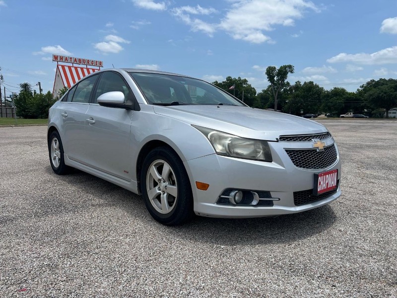 Chevrolet Cruze Vehicle Full-screen Gallery Image 4