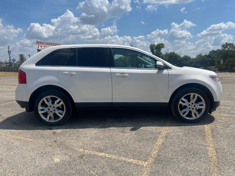 Ford Edge Vehicle Full-screen Gallery Image 5