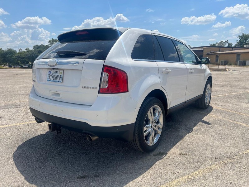 Ford Edge Vehicle Full-screen Gallery Image 6