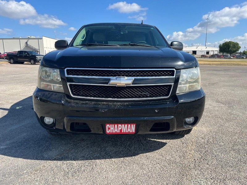Chevrolet Tahoe Vehicle Full-screen Gallery Image 3