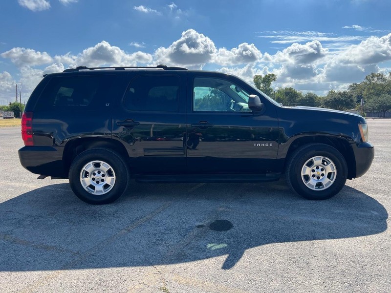 Chevrolet Tahoe Vehicle Full-screen Gallery Image 5
