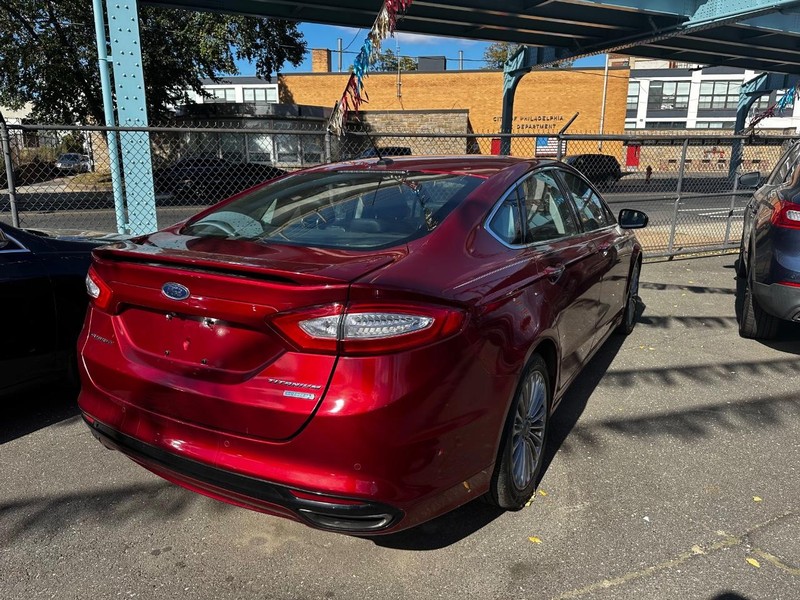 2013 Ford Fusion Titanium photo 3