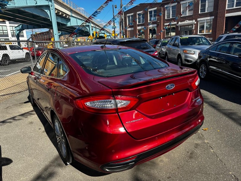 2013 Ford Fusion Titanium photo 4