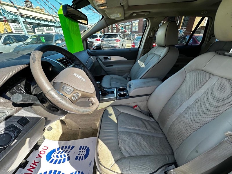 2014 Lincoln MKX Base photo 4