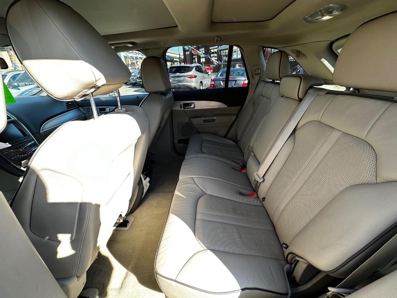 2014 Lincoln MKX Base photo 5