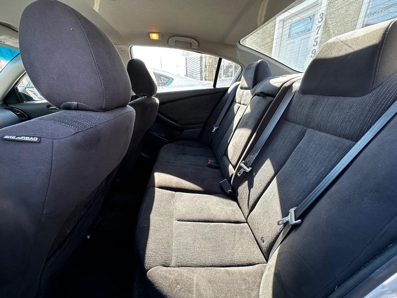 2012 Nissan Altima 2.5 S photo 5