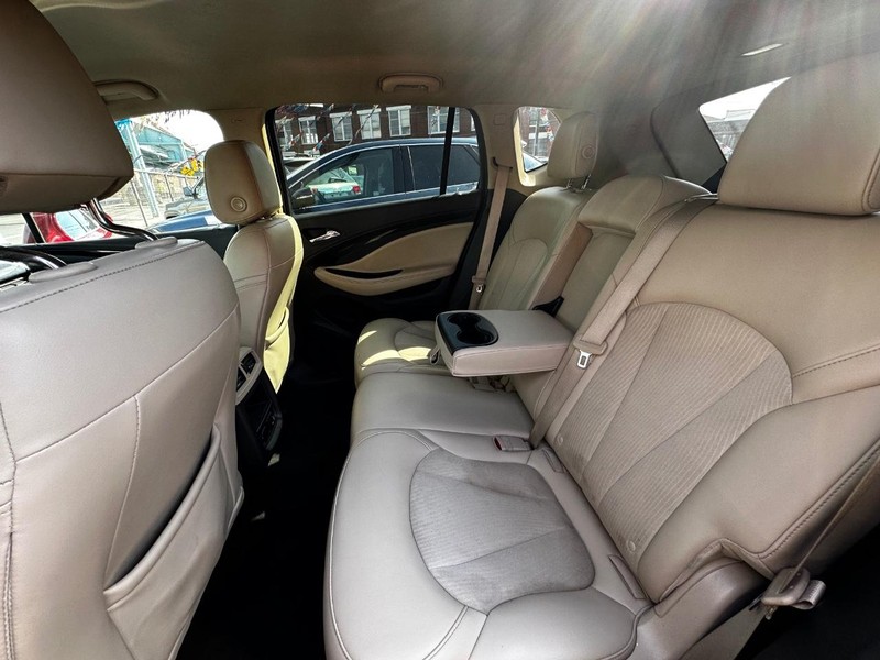 2017 Buick Envision Preferred photo 8