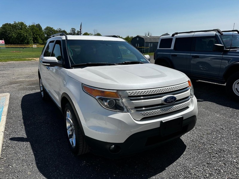 2011 Ford Explorer Limited photo 2