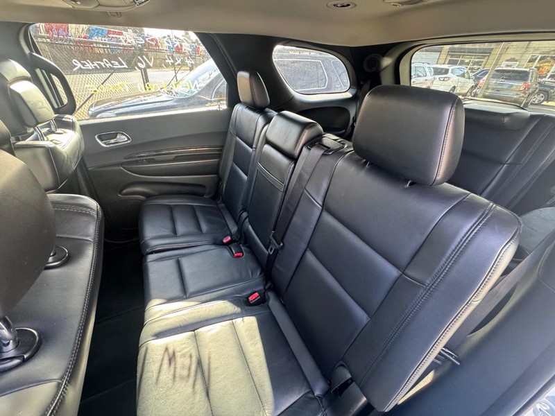 Dodge Durango Vehicle Full-screen Gallery Image 07