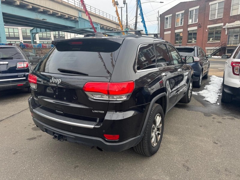 Jeep Grand Cherokee Vehicle Full-screen Gallery Image 03