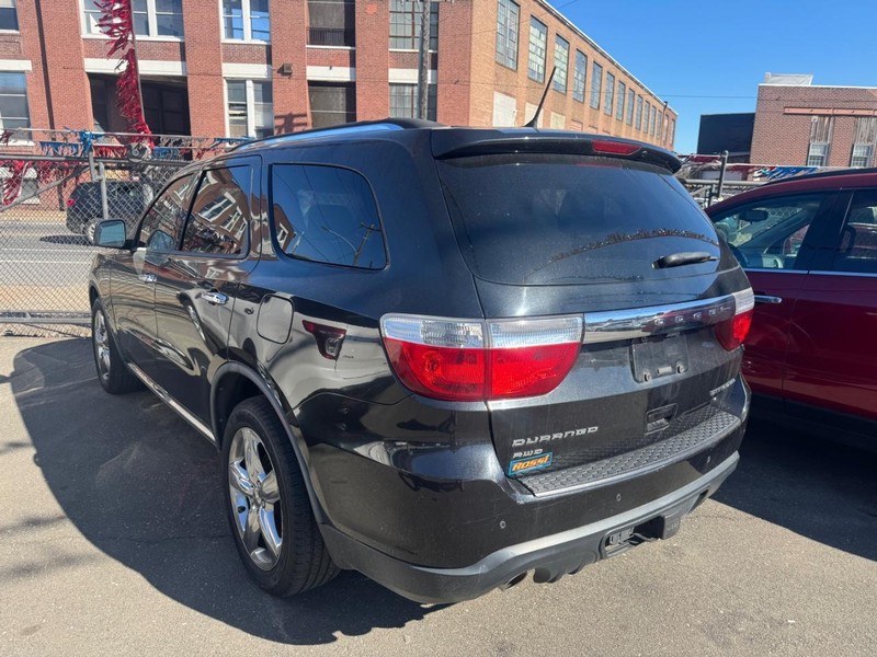 Dodge Durango Vehicle Full-screen Gallery Image 02