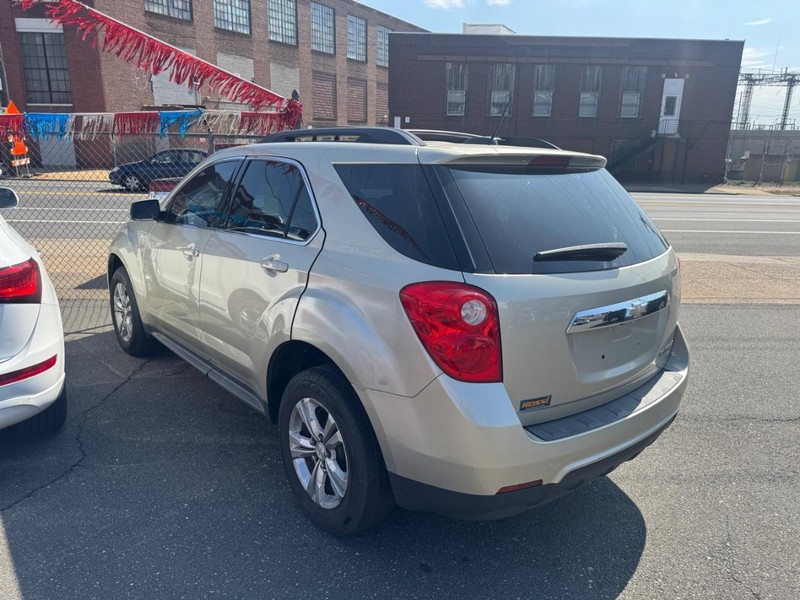 Chevrolet Equinox Vehicle Full-screen Gallery Image 03
