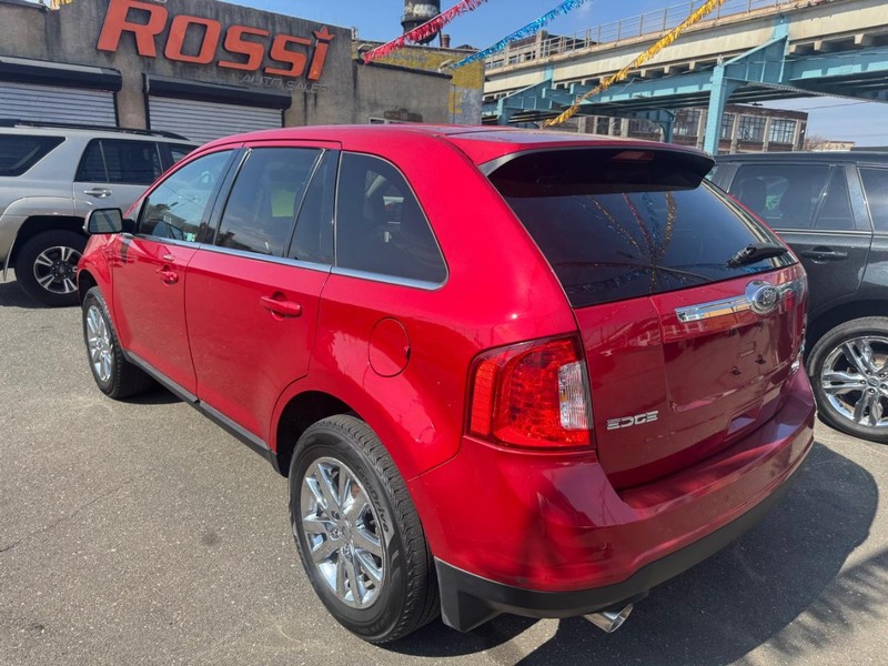 Ford Edge Vehicle Full-screen Gallery Image 03