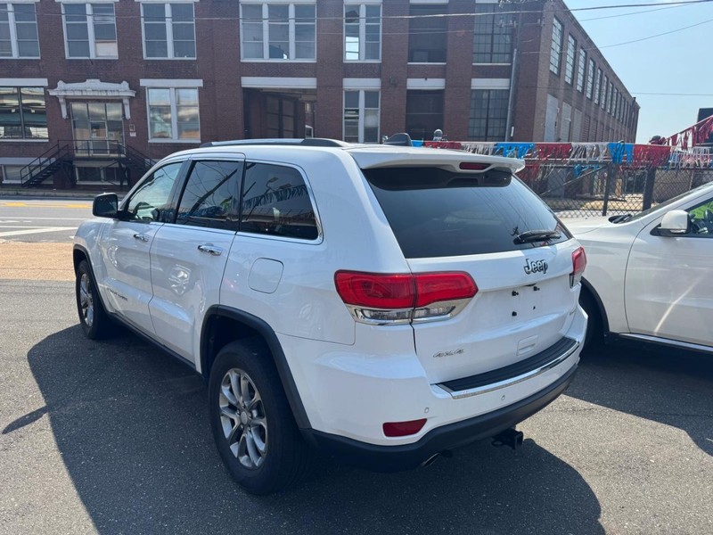 Jeep Grand Cherokee Vehicle Full-screen Gallery Image 04