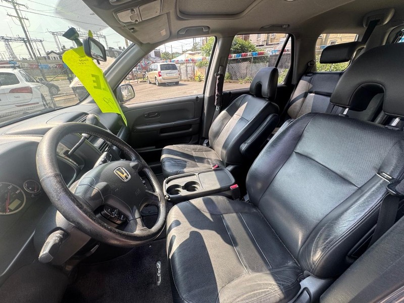 Honda CR-V Vehicle Full-screen Gallery Image 06