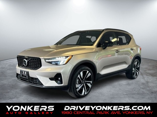 more details - volvo xc40