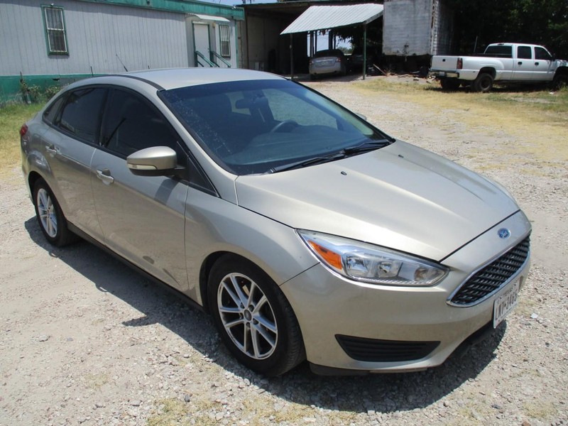 2016 Ford Focus 1400 down/400 a month photo