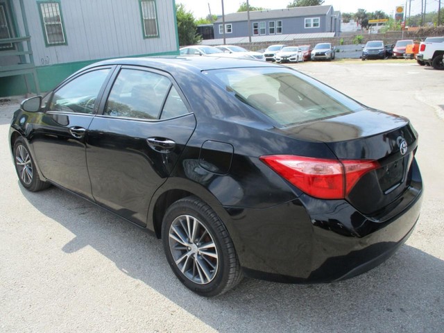 Toyota Corolla Vehicle Full-screen Gallery Image 03