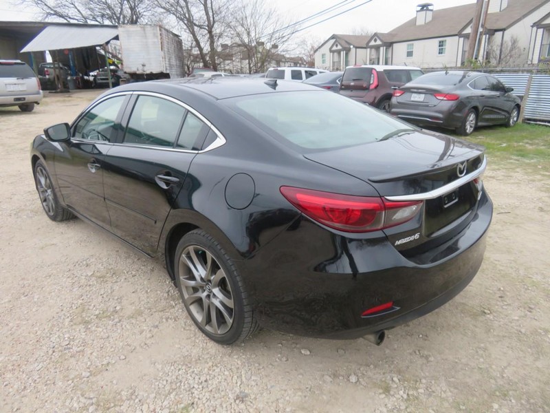 Mazda MAZDA6 Vehicle Full-screen Gallery Image 03