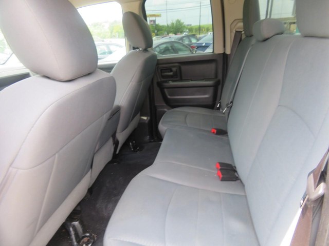 Ram 1500 Vehicle Full-screen Gallery Image 06