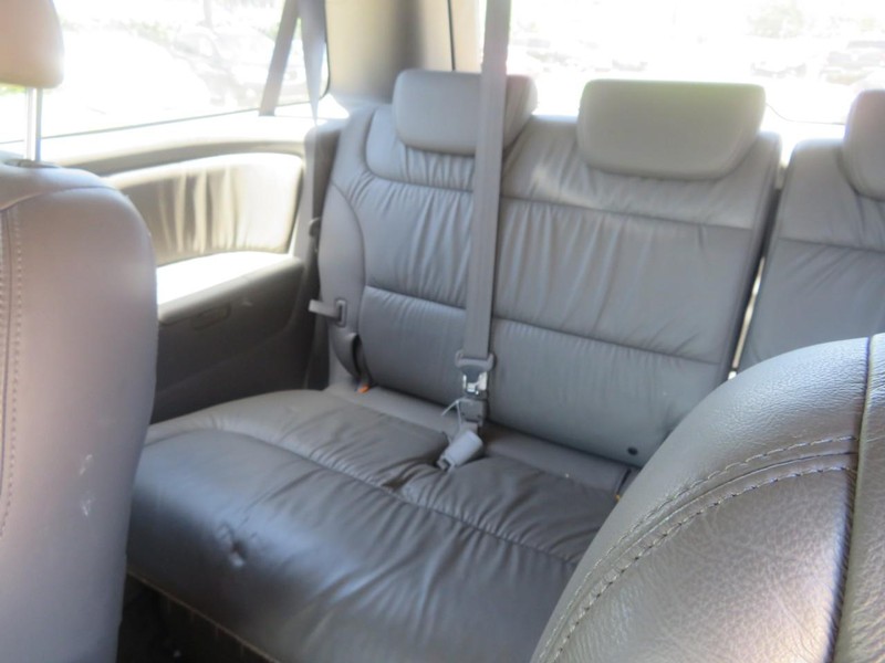 Honda Odyssey Vehicle Full-screen Gallery Image 07