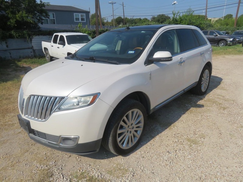 2015 Lincoln MKX Base