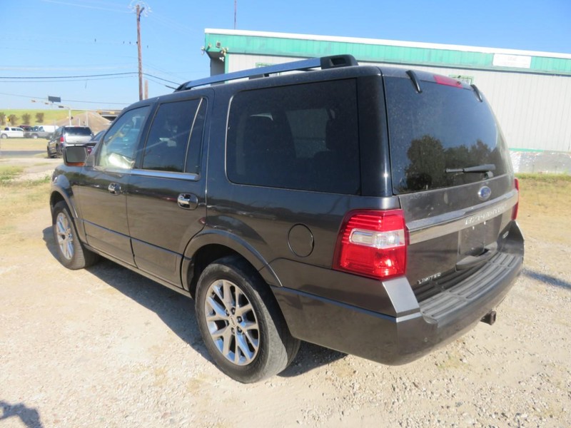 Ford Expedition Vehicle Full-screen Gallery Image 03