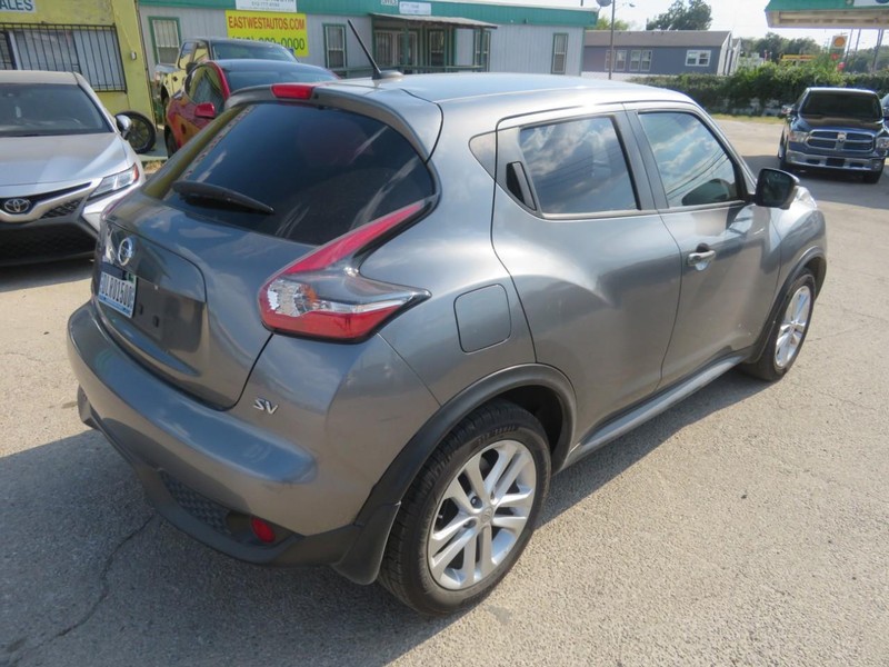 Nissan Juke Vehicle Full-screen Gallery Image 04