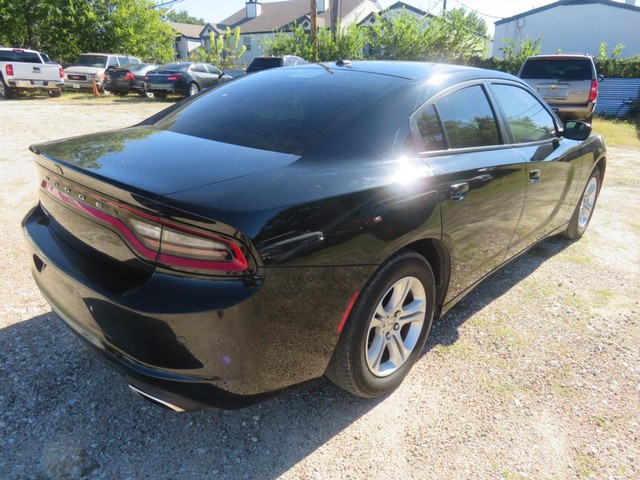 Dodge Charger Vehicle Full-screen Gallery Image 04
