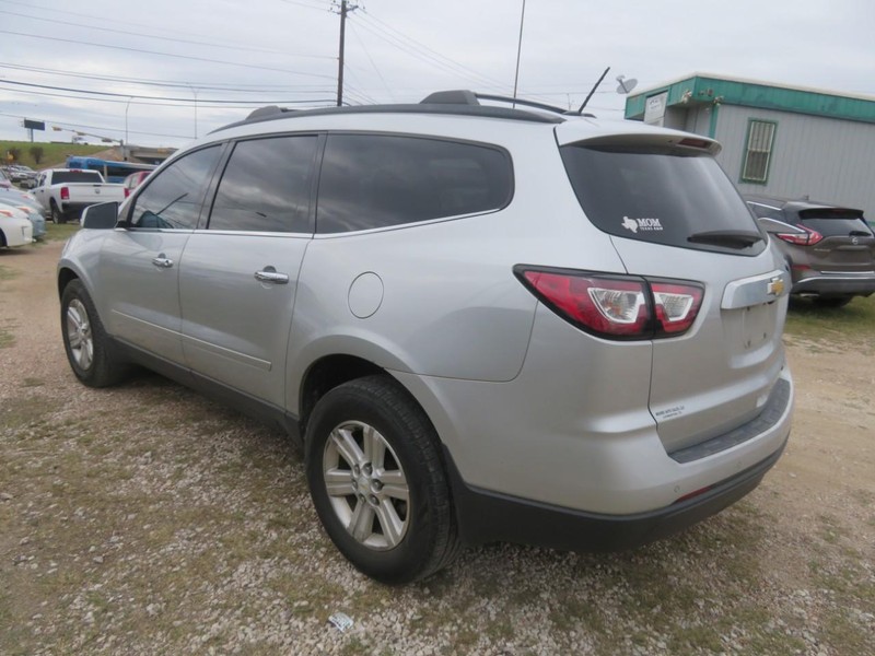 Chevrolet Traverse Vehicle Full-screen Gallery Image 03