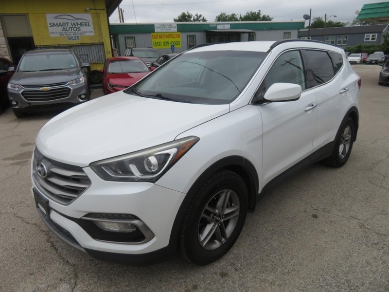 Hyundai Santa Fe Sport Vehicle Full-screen Gallery Image 02