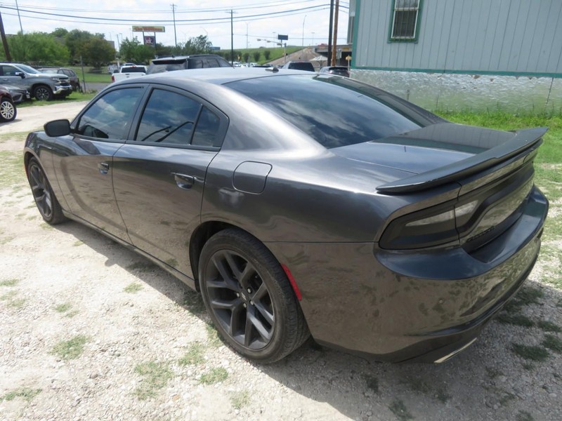 Dodge Charger Vehicle Full-screen Gallery Image 03