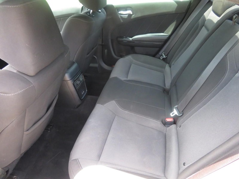 Dodge Charger Vehicle Full-screen Gallery Image 06