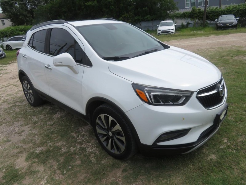 2019 Buick Encore Essence's photo