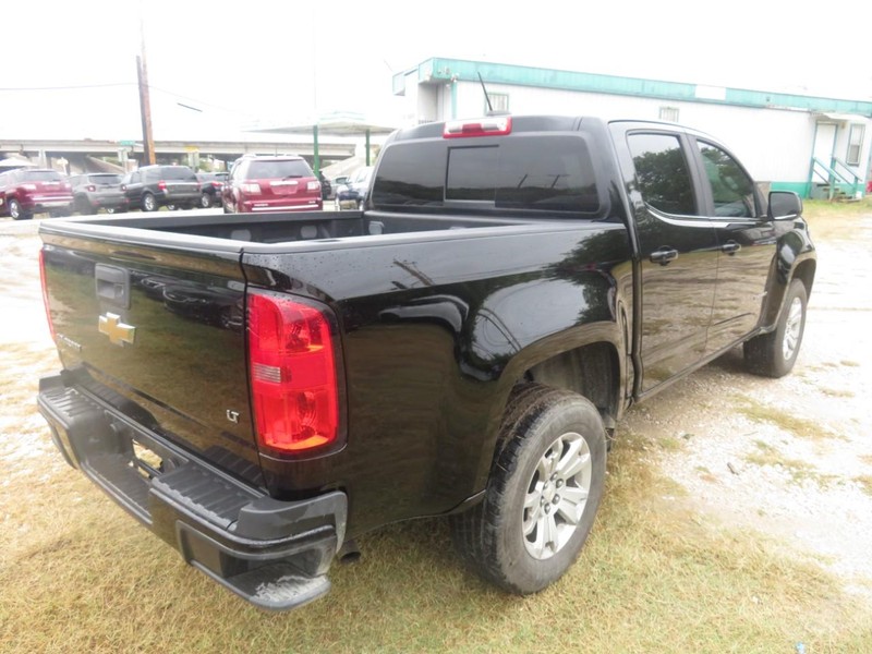 Chevrolet Colorado Vehicle Full-screen Gallery Image 04