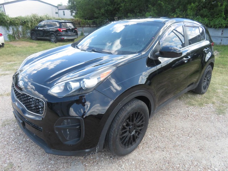 Kia Sportage Vehicle Full-screen Gallery Image 02