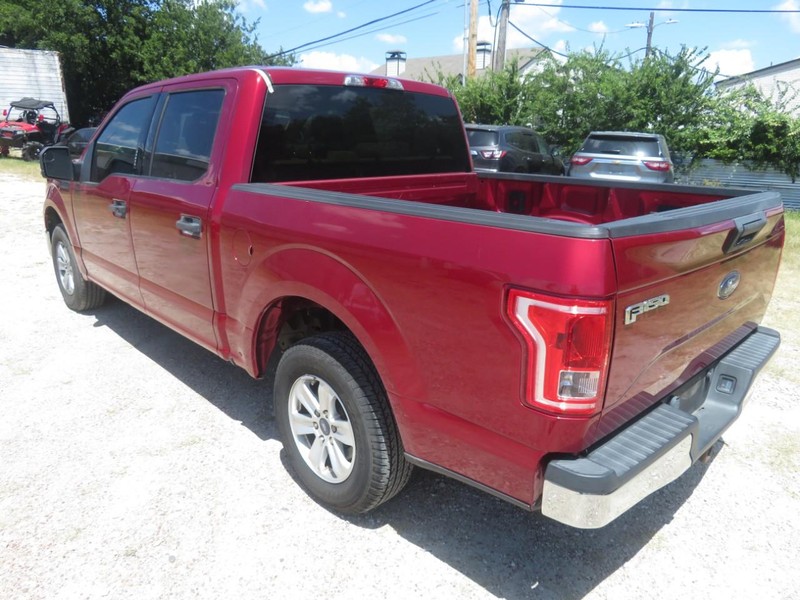Ford F-150 Vehicle Full-screen Gallery Image 03