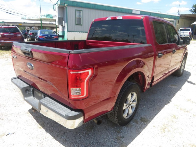 Ford F-150 Vehicle Full-screen Gallery Image 04