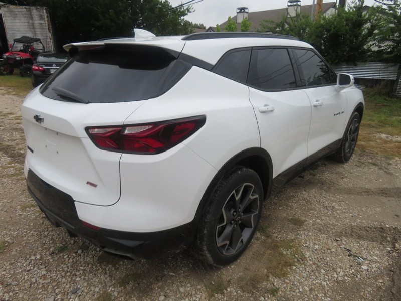 Chevrolet Blazer Vehicle Full-screen Gallery Image 04