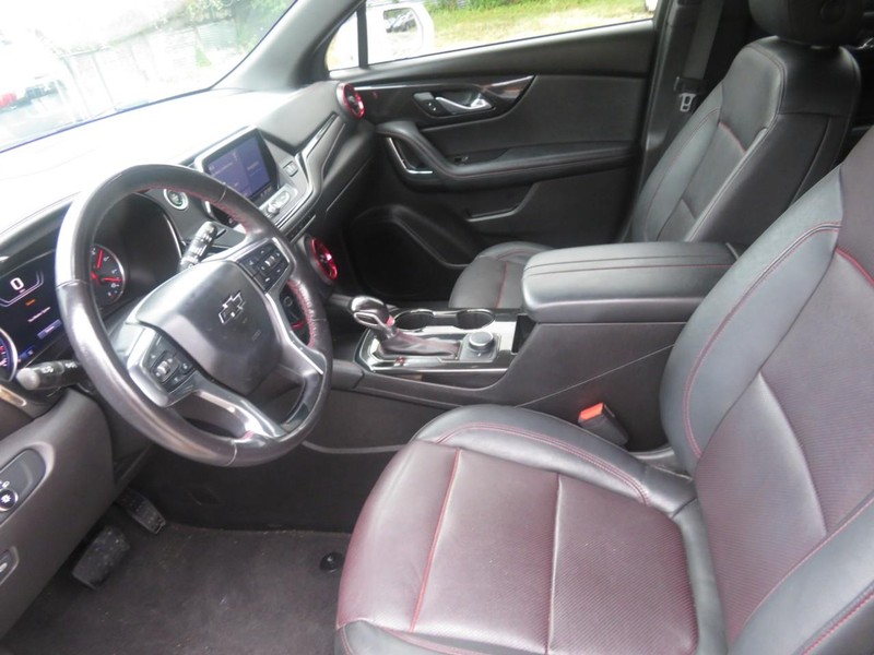 Chevrolet Blazer Vehicle Full-screen Gallery Image 05