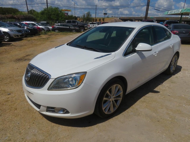 Buick Verano Vehicle Full-screen Gallery Image 02