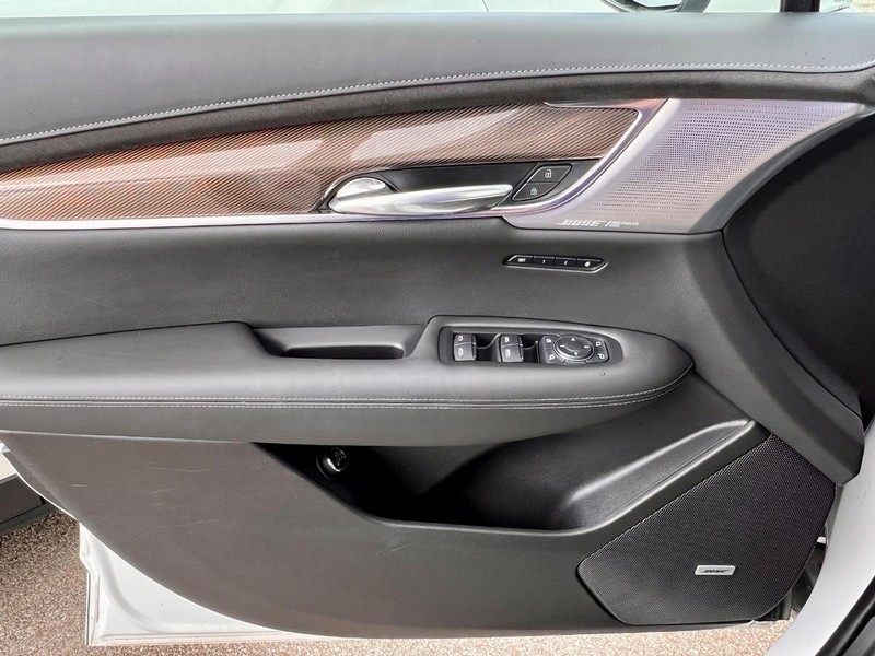 Cadillac XT6 Vehicle Full-screen Gallery Image 29