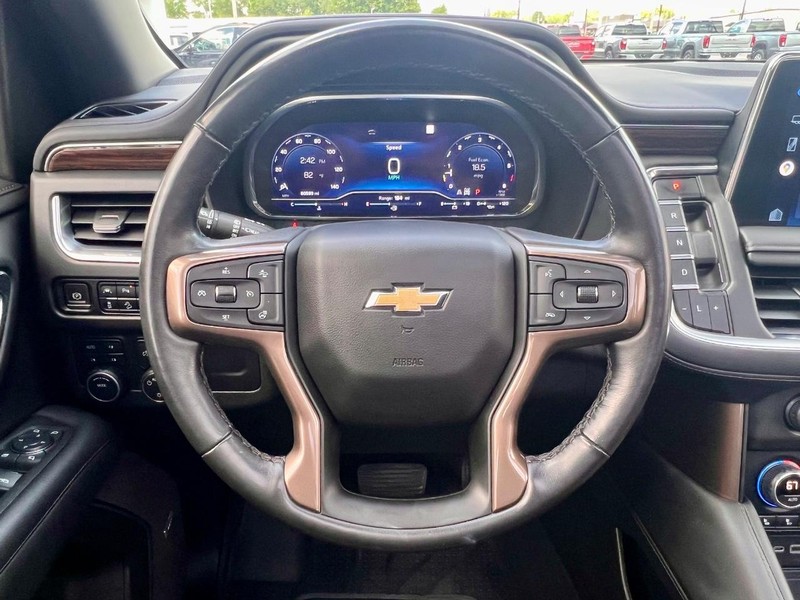 Chevrolet Tahoe Vehicle Full-screen Gallery Image 17