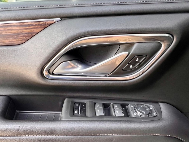 Chevrolet Tahoe Vehicle Full-screen Gallery Image 29