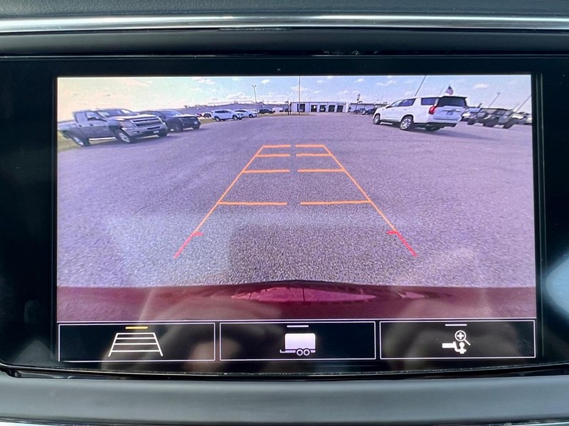 Buick Enclave Vehicle Full-screen Gallery Image 22